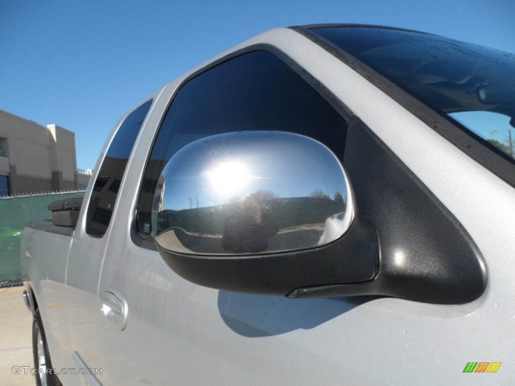 2002 F150 XLT SuperCab - Silver Metallic / Medium Graphite photo #17