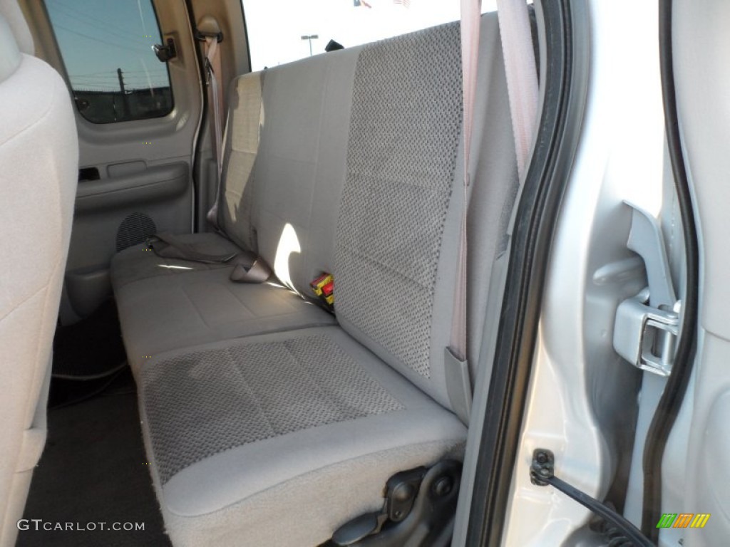 2002 F150 XLT SuperCab - Silver Metallic / Medium Graphite photo #32