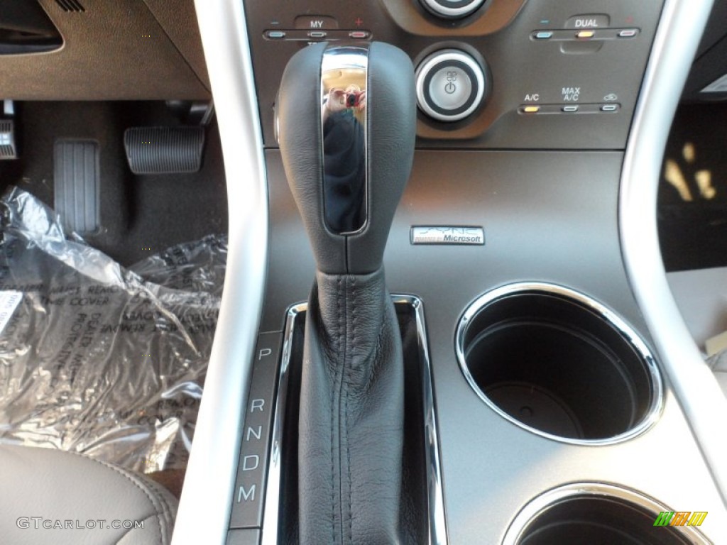 2012 Edge SEL - White Platinum Metallic Tri-Coat / Medium Light Stone photo #32