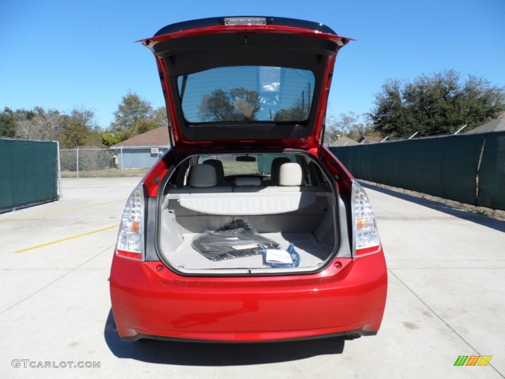 2011 Prius Hybrid II - Barcelona Red Metallic / Bisque photo #20
