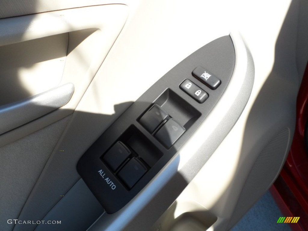 2011 Prius Hybrid II - Barcelona Red Metallic / Bisque photo #25