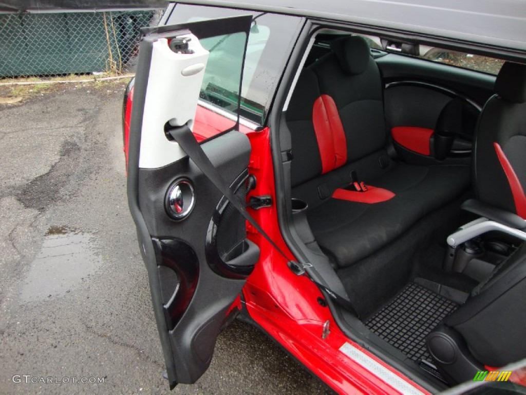 Black/Rooster Red Interior 2009 Mini Cooper S Clubman Photo #60276464