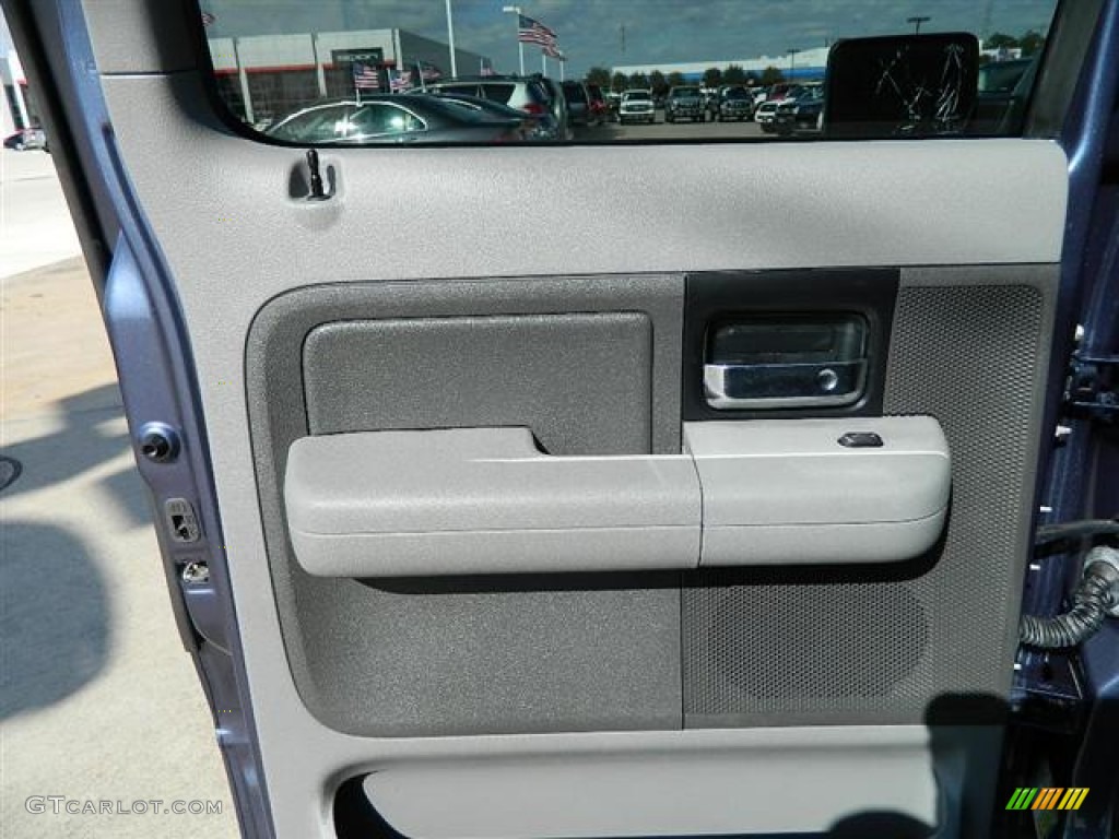 2006 F150 XLT SuperCrew - Medium Wedgewood Blue Metallic / Medium/Dark Flint photo #11