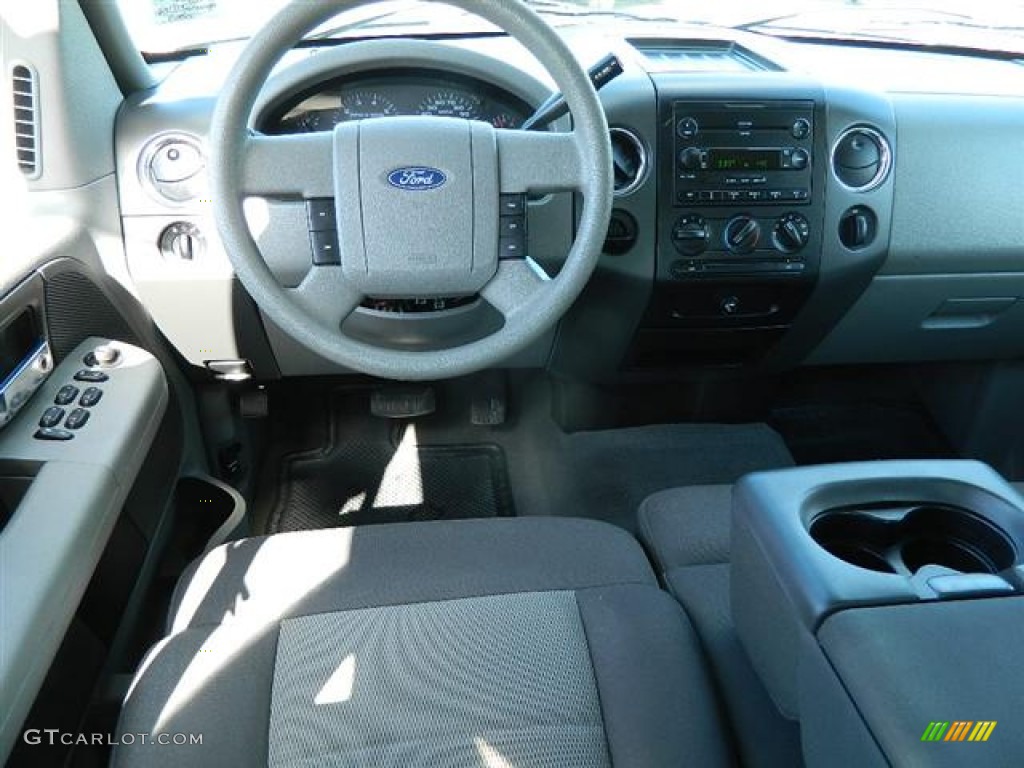 2006 F150 XLT SuperCrew - Medium Wedgewood Blue Metallic / Medium/Dark Flint photo #15