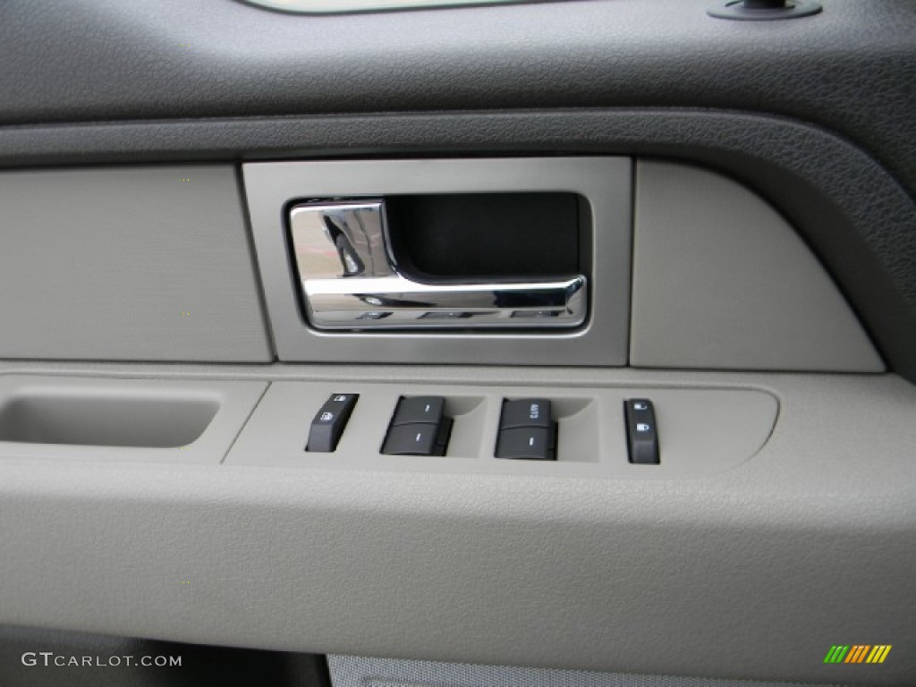 2010 F150 XLT SuperCrew - Dark Blue Pearl Metallic / Medium Stone photo #12