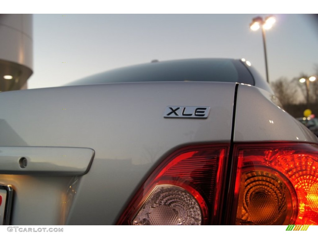 2009 Corolla XLE - Classic Silver Metallic / Ash photo #17