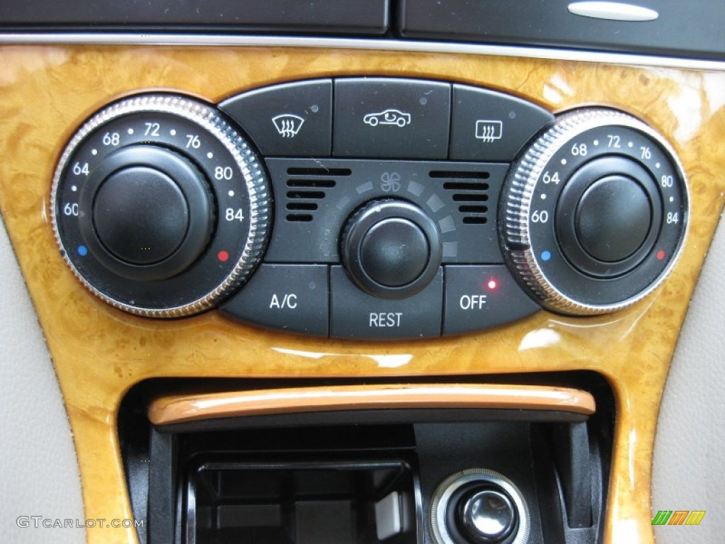 2007 Mercedes-Benz SL 550 Roadster Controls Photo #60286085