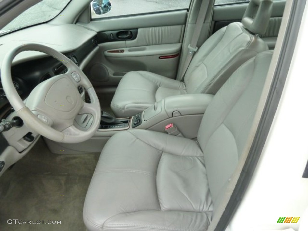 Medium Gray Interior 2004 Buick Regal GS Photo #60287489