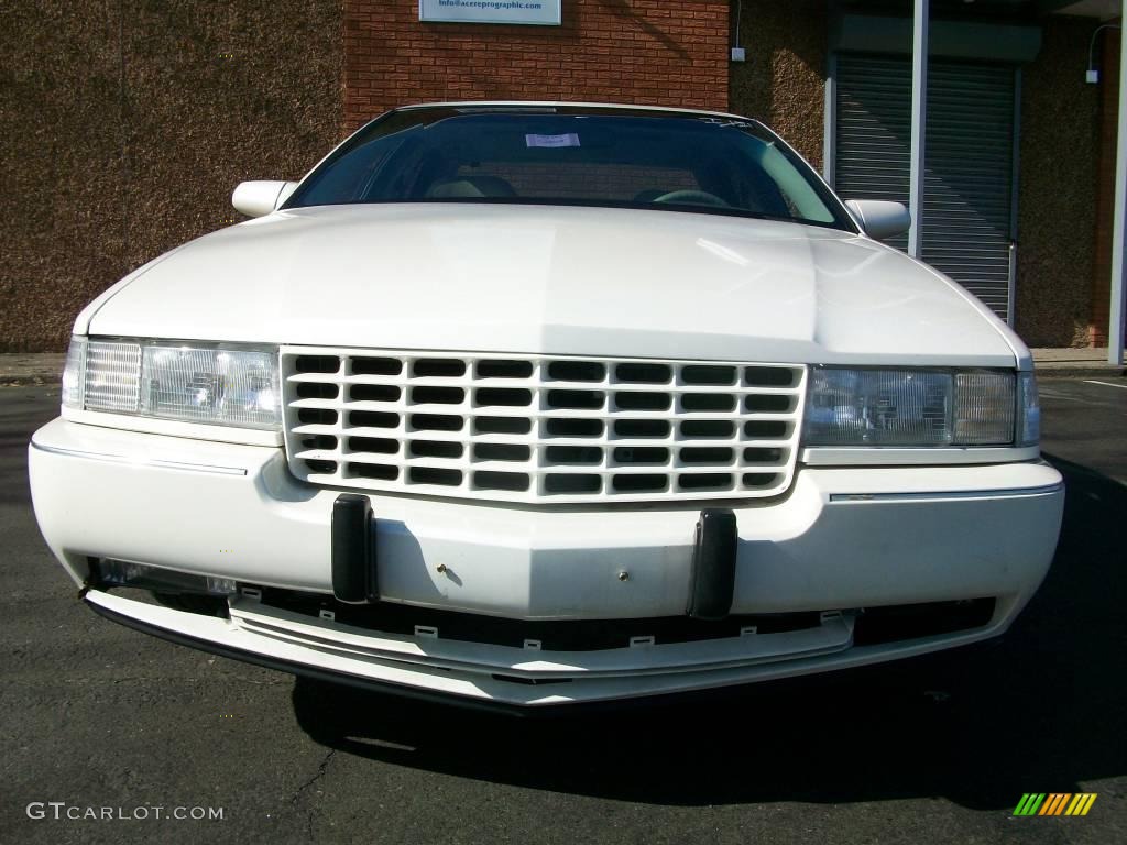 1997 Seville STS - Ivory White / Camel photo #2