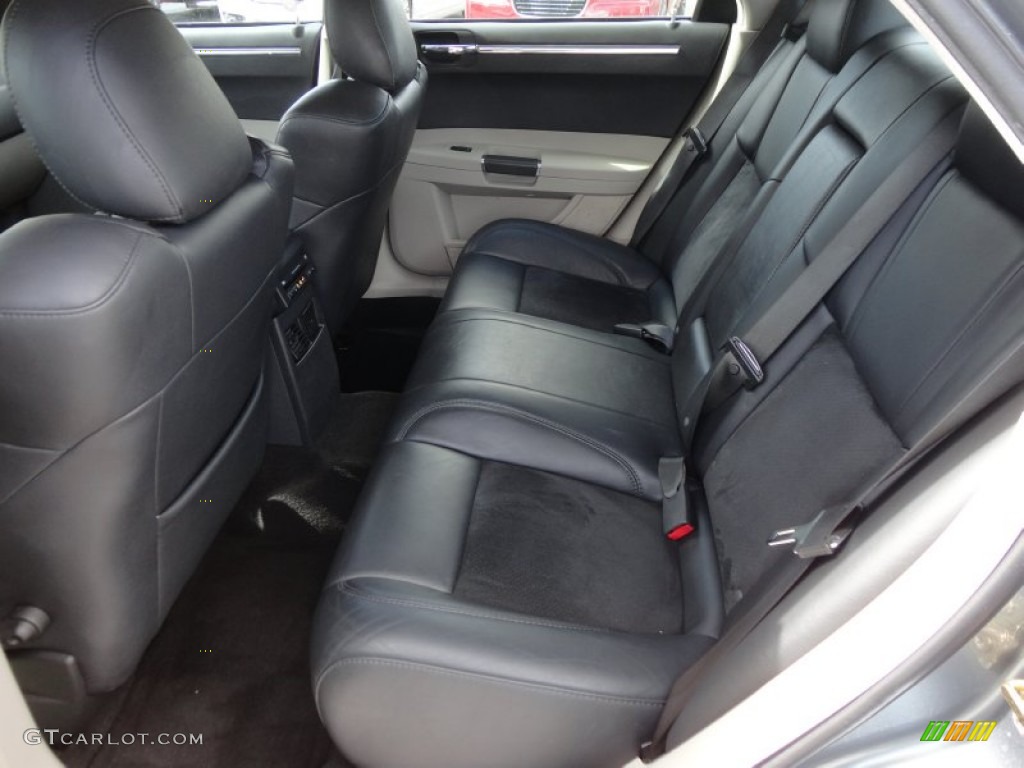 Dark Slate Gray/Light Graystone Interior 2006 Chrysler 300 C SRT8 Photo #60288470