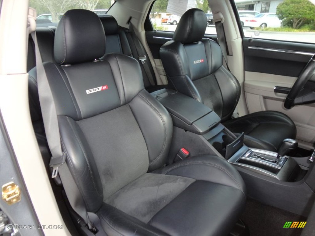 Dark Slate Gray/Light Graystone Interior 2006 Chrysler 300 C SRT8 Photo #60288521