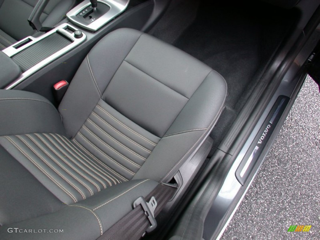 Off Black Interior 2009 Volvo V50 2.4i Photo #60289084