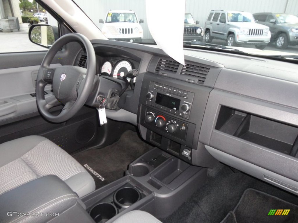 2011 Dakota Big Horn Extended Cab - White Gold Metallic / Dark Khaki/Medium Khaki photo #11