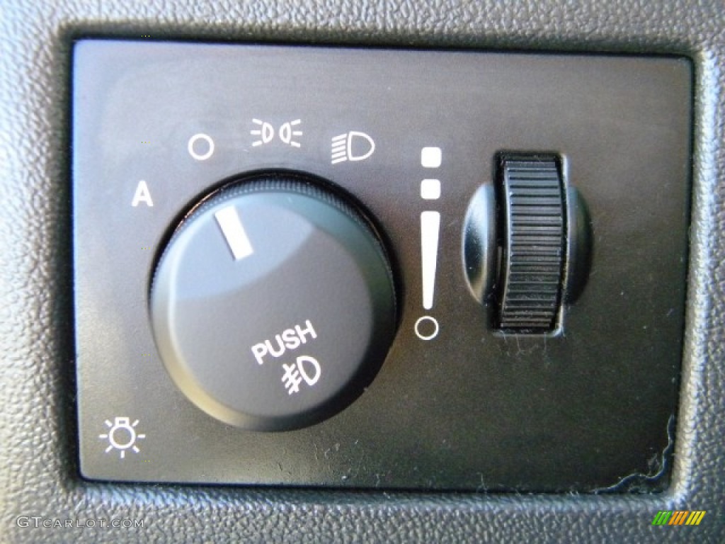 2009 300 C HEMI - Deep Water Blue Pearl / Dark Slate Gray photo #26