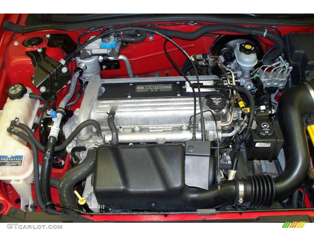 2004 Cavalier Sedan - Victory Red / Graphite photo #14