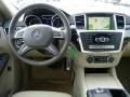 Black - ML 350 4Matic Photo No. 6