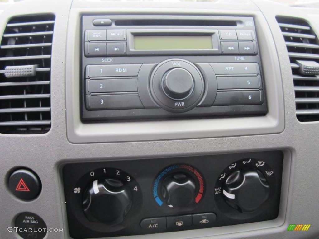 2011 Nissan Frontier S Crew Cab Controls Photo #60292484