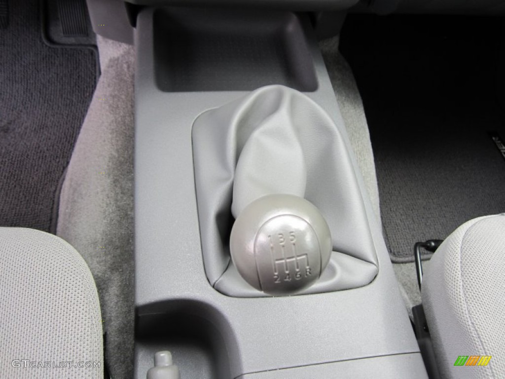 2011 Nissan Frontier S Crew Cab Transmission Photos