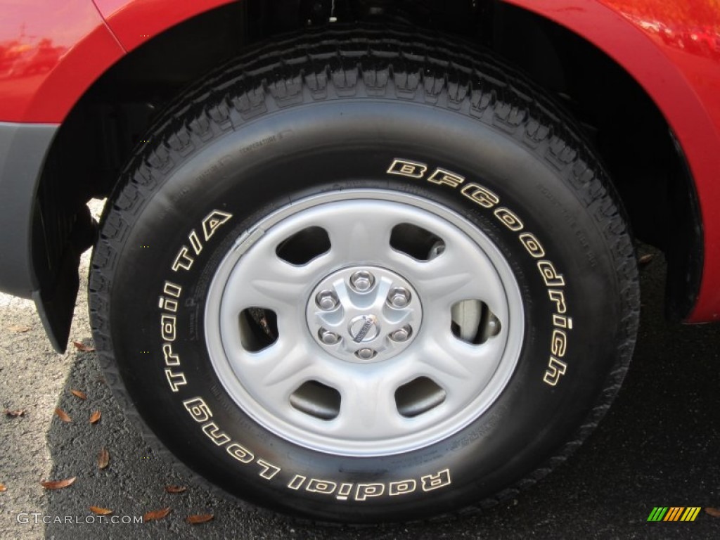 2011 Nissan Frontier S Crew Cab Wheel Photos