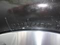 2009 Mercury Sliver Metallic Volkswagen Routan SE  photo #10