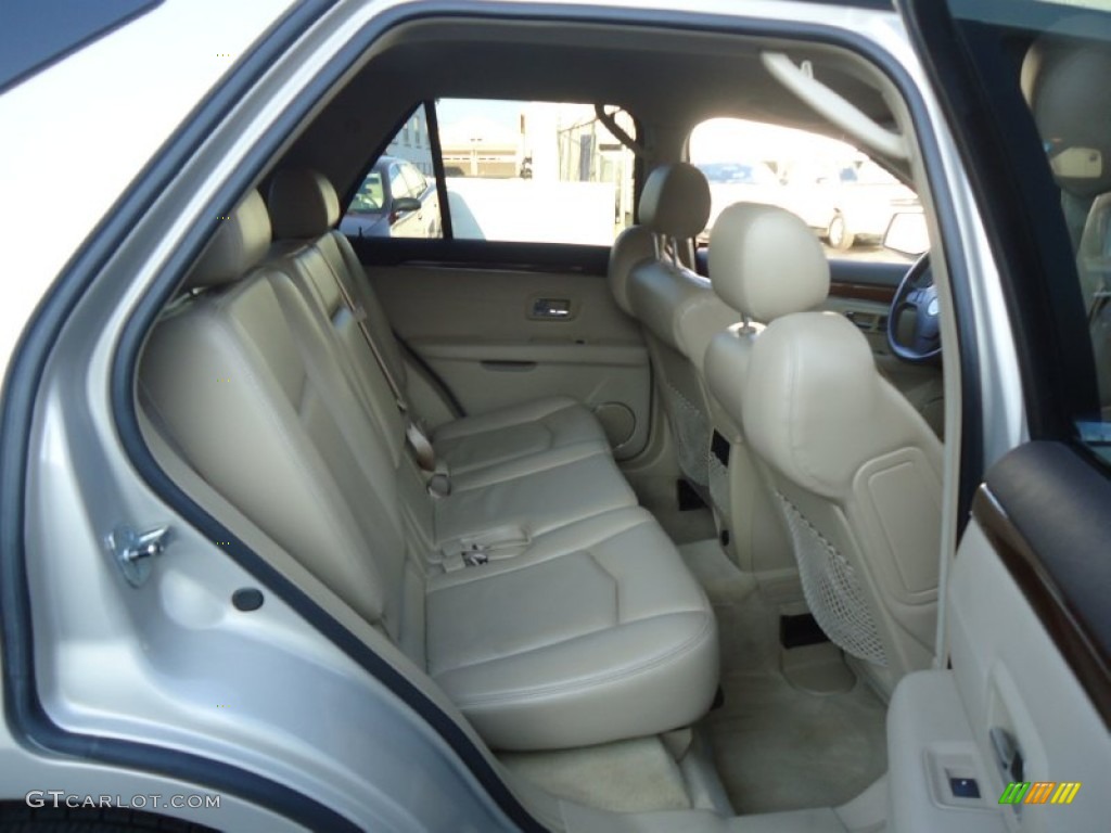 2007 SRX 4 V6 AWD - Gold Mist / Cashmere photo #18