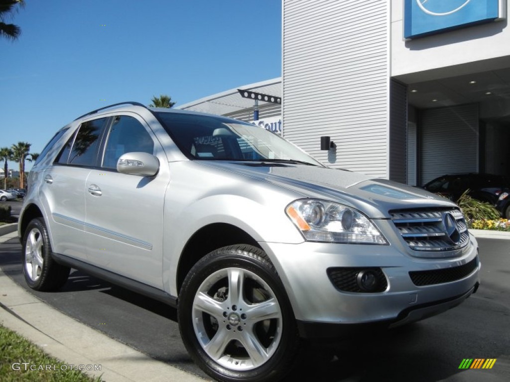 2008 ML 320 CDI 4Matic - Iridium Silver Metallic / Ash Grey photo #4