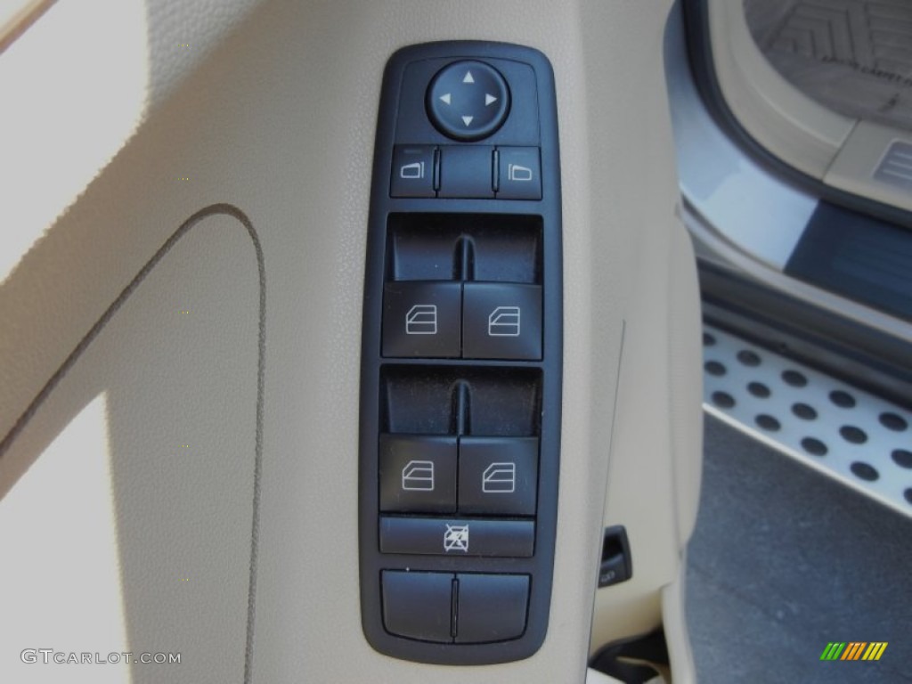 2008 Mercedes-Benz ML 350 4Matic Controls Photo #60296321