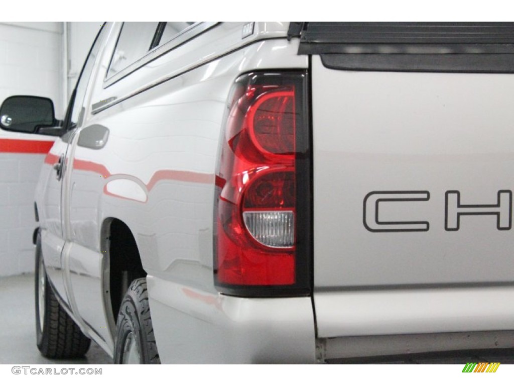 2007 Silverado 1500 Classic Regular Cab - Doeskin Tan / Dark Charcoal photo #24