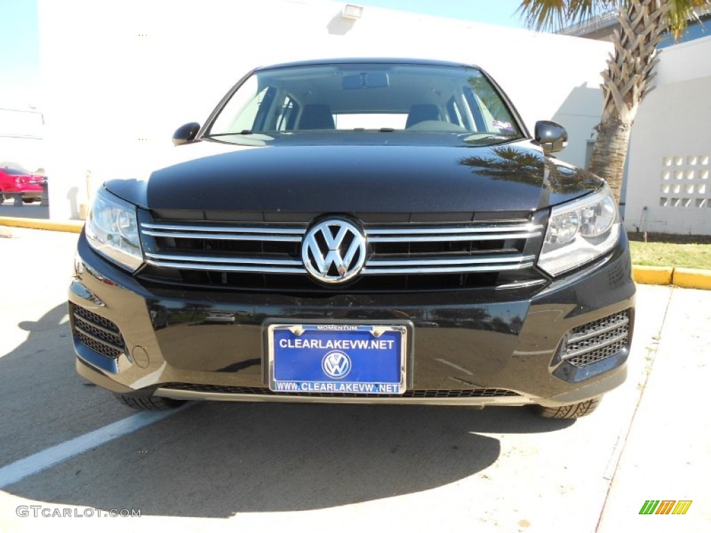 2012 Tiguan S - Deep Black Metallic / Black photo #2