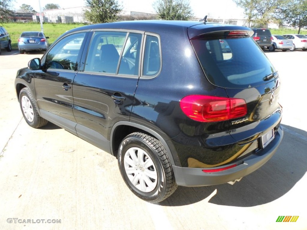 2012 Tiguan S - Deep Black Metallic / Black photo #5
