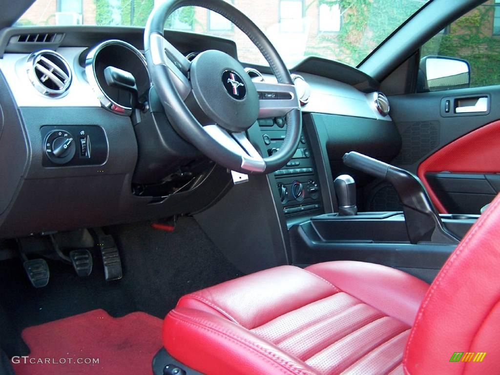 2006 Mustang GT Premium Coupe - Torch Red / Red/Dark Charcoal photo #7