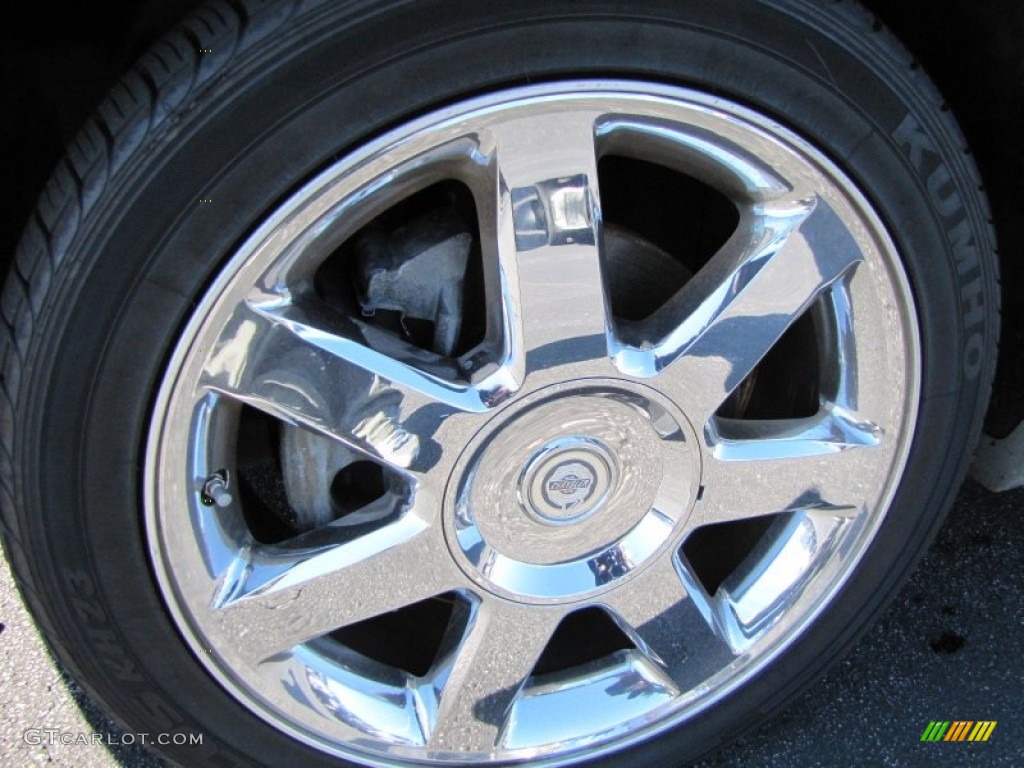 2005 Chrysler Pacifica Limited AWD Wheel Photos