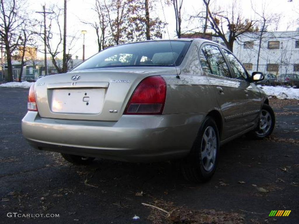 2002 Elantra GLS Sedan - Champagne Beige / Beige photo #2