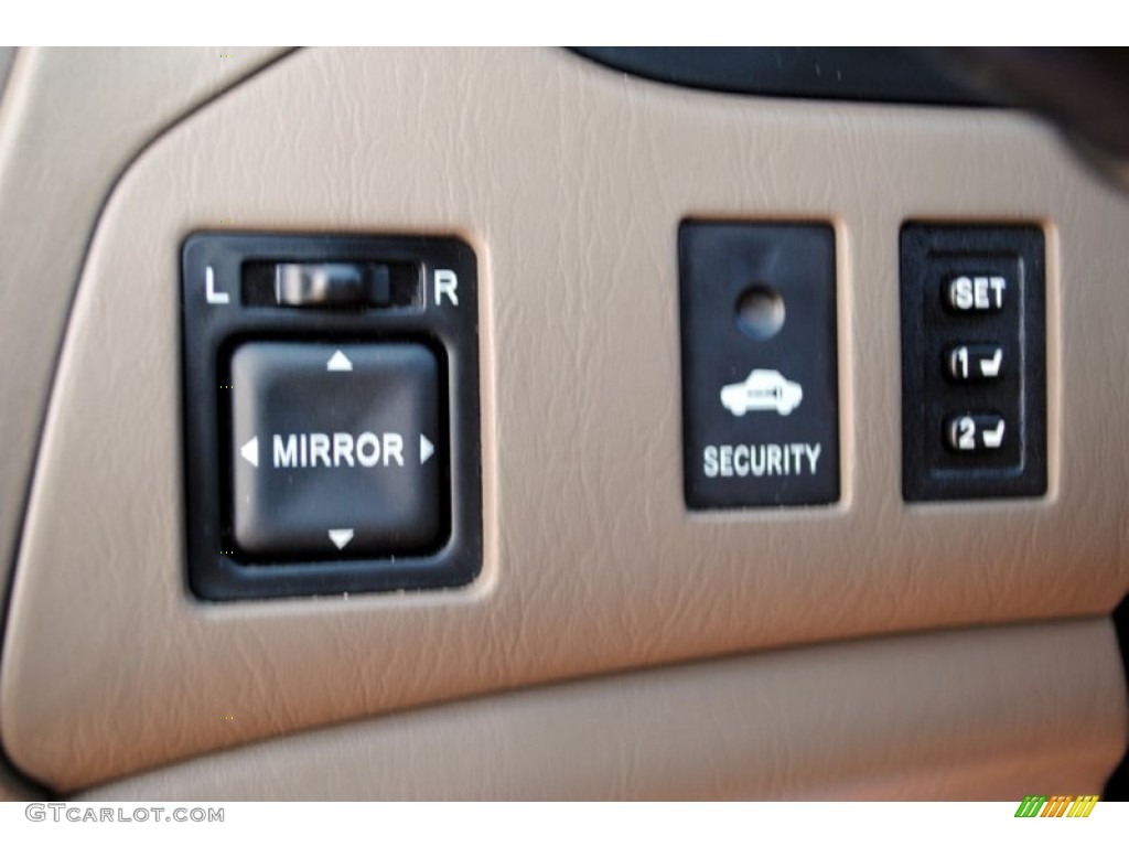 2000 RX 300 AWD - Pearl White / Ivory photo #62