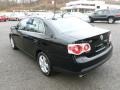 Black - Jetta SE Sedan Photo No. 4