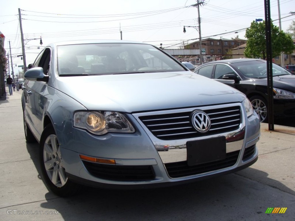 2006 Passat 3.6 Sedan - Arctic Blue Silver / Black photo #1