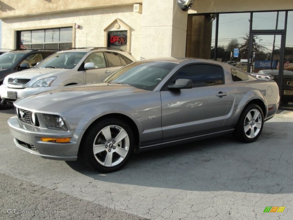 2006 Mustang GT Premium Coupe - Tungsten Grey Metallic / Light Graphite photo #3