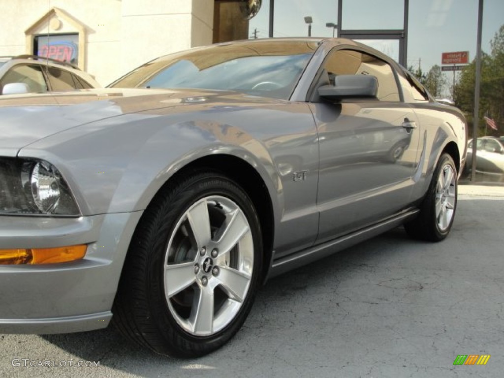 2006 Mustang GT Premium Coupe - Tungsten Grey Metallic / Light Graphite photo #8