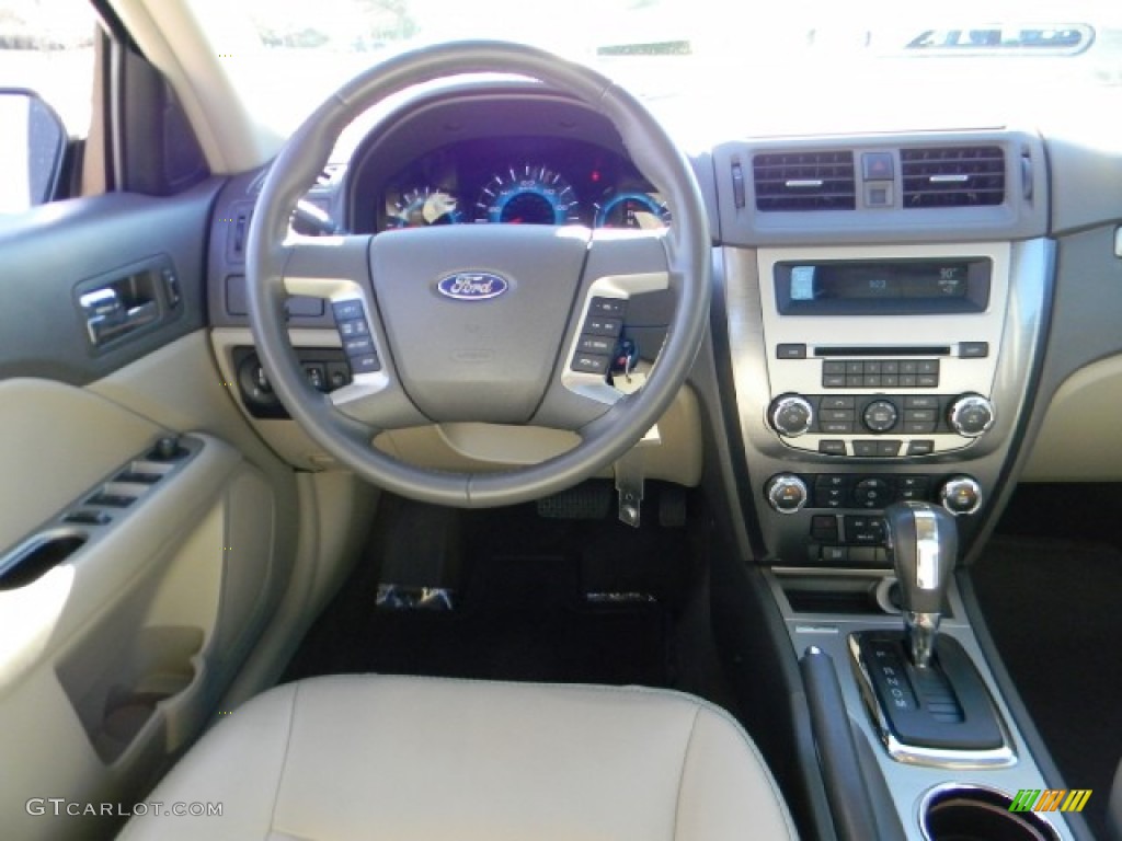 2011 Ford Fusion SEL V6 Medium Light Stone Dashboard Photo #60312983