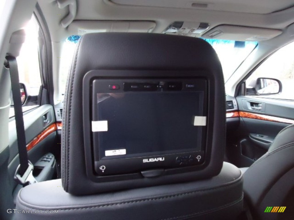 Off Black Interior 2012 Subaru Outback 2.5i Limited Photo #60313157