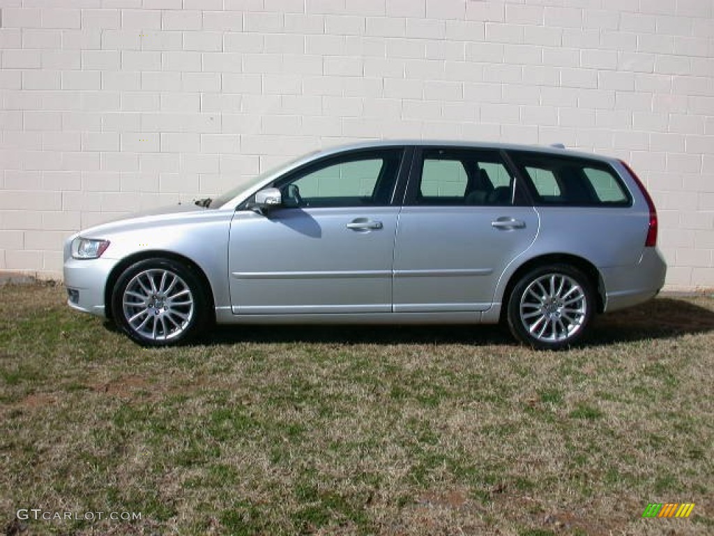 Silver Metallic 2010 Volvo V50 2.4i Exterior Photo #60315140