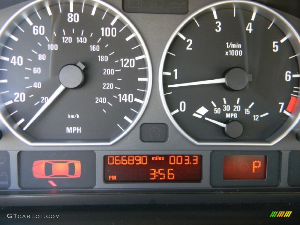 2005 3 Series 330i Sedan - Alpine White / Grey photo #10