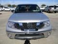 2009 Radiant Silver Nissan Frontier SE Crew Cab  photo #2