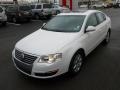 Candy White - Passat 2.0T Sedan Photo No. 7