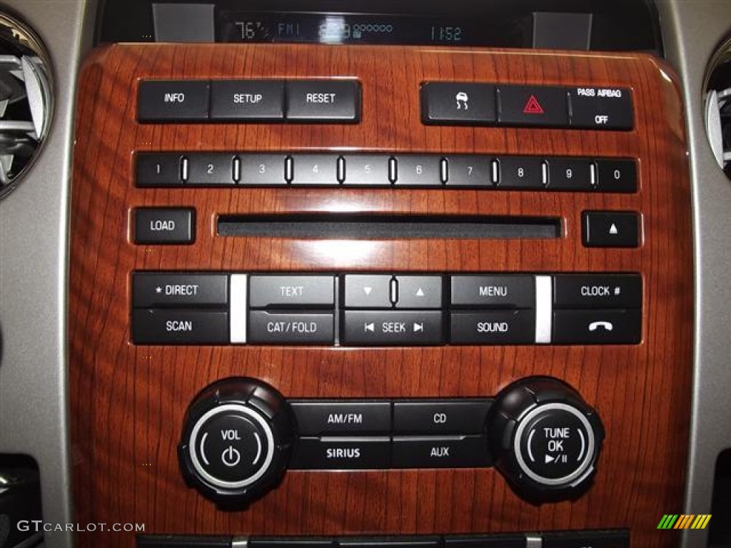 2010 Ford F150 Lariat SuperCrew 4x4 Controls Photo #60318617