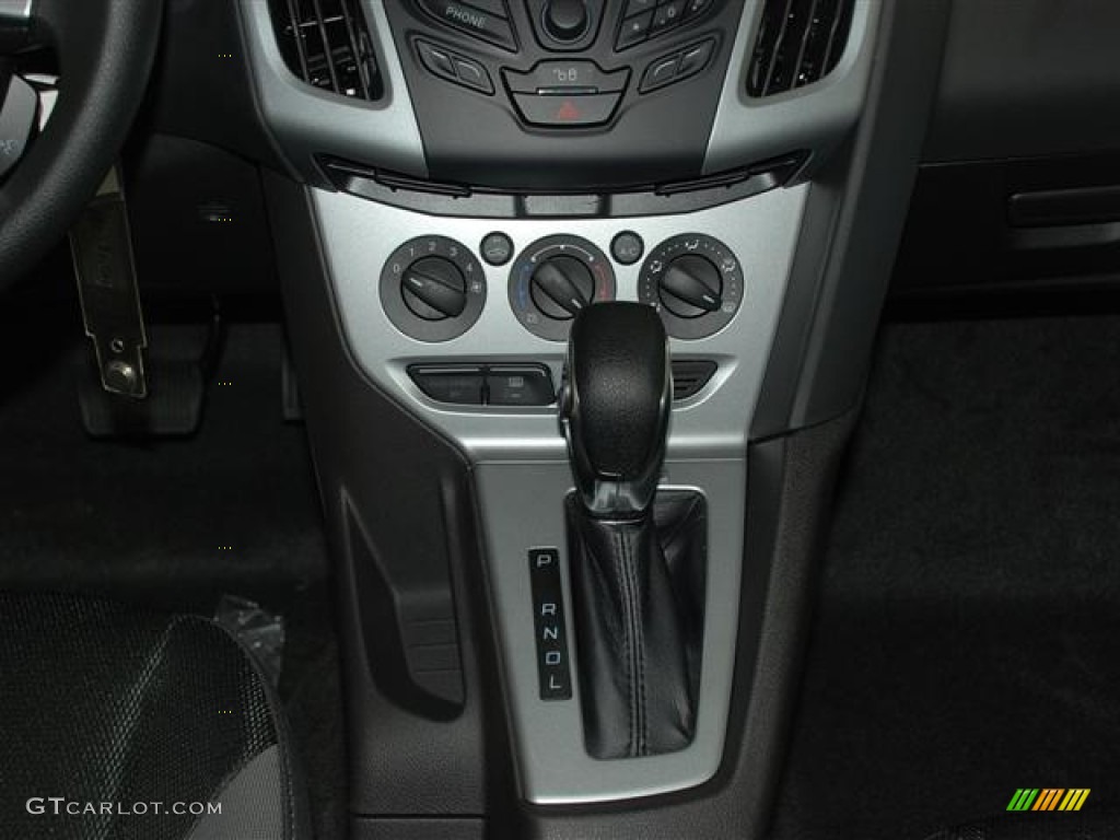 2012 Focus SE 5-Door - Sterling Grey Metallic / Charcoal Black photo #13