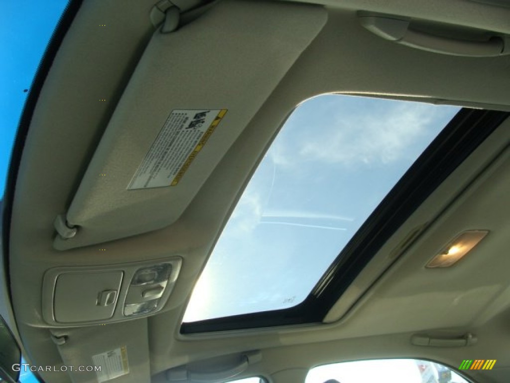 2004 Camry LE - Catalina Blue Metallic / Stone photo #8