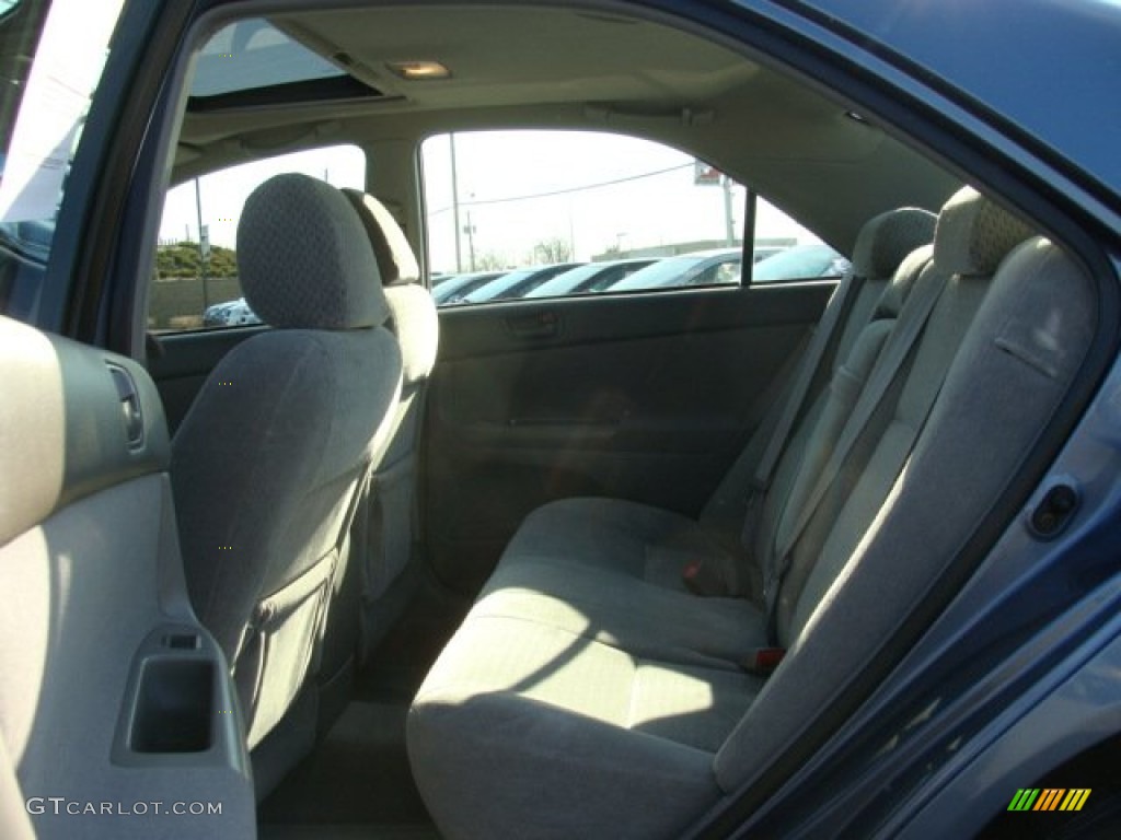 2004 Camry LE - Catalina Blue Metallic / Stone photo #13