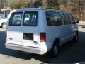 Oxford White - E Series Van E150 XL Passenger Photo No. 5