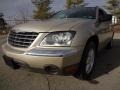 Linen Gold Metallic Pearl - Pacifica Touring Photo No. 1